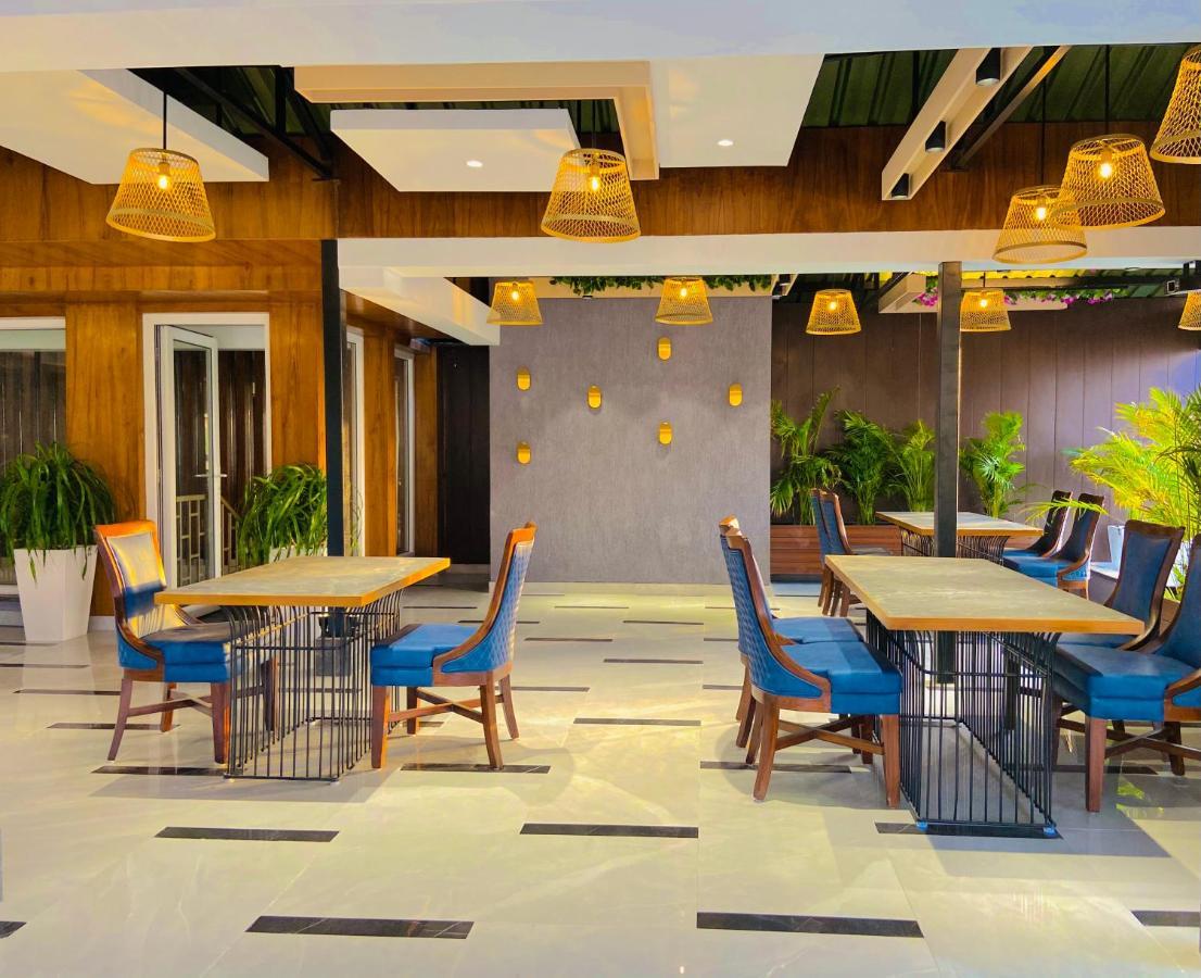 Aura Rooms Dehradun Luaran gambar