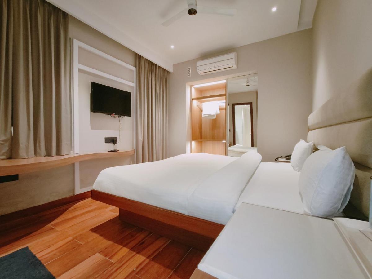 Aura Rooms Dehradun Luaran gambar